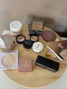 Face Powders and Mattifying bundle
Lys, Ofra, NYX, Morphe